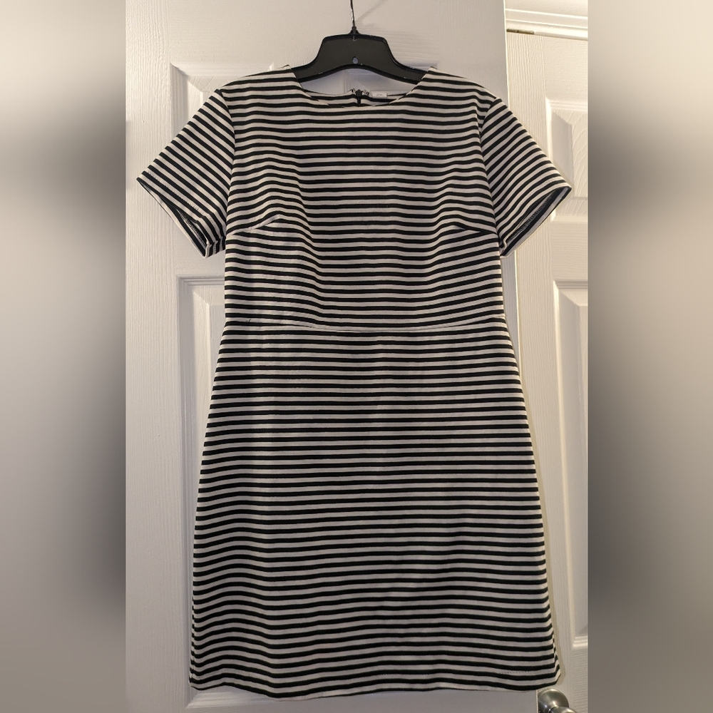 Old Navy Black and White Sheath Dress Sz LP